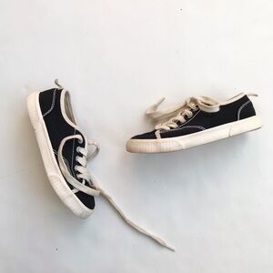 Zara black canvas lace up sneakers EUC size 27 (10 toddler)